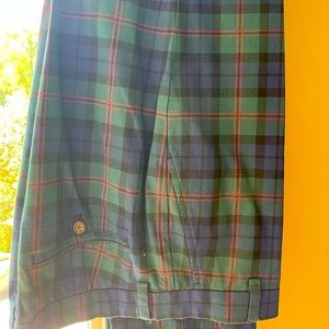 Men’s Vineyard Vines plaid pants